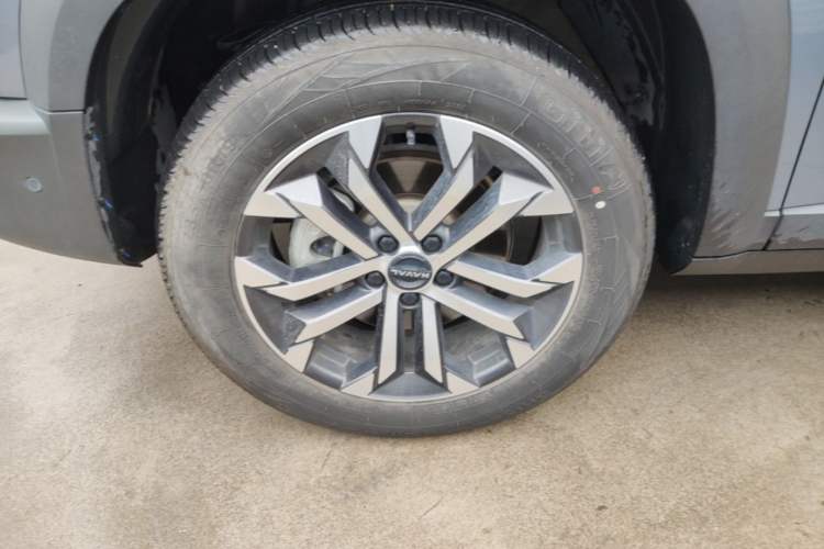 Used Haval DARGO 2026 Model 1.5T DCT Border Collie Edition Left Front Wheel Hub