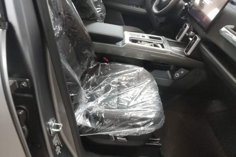 Used Haval DARGO 2026 Model 1.5T DCT Border Collie Edition Right Front Seat