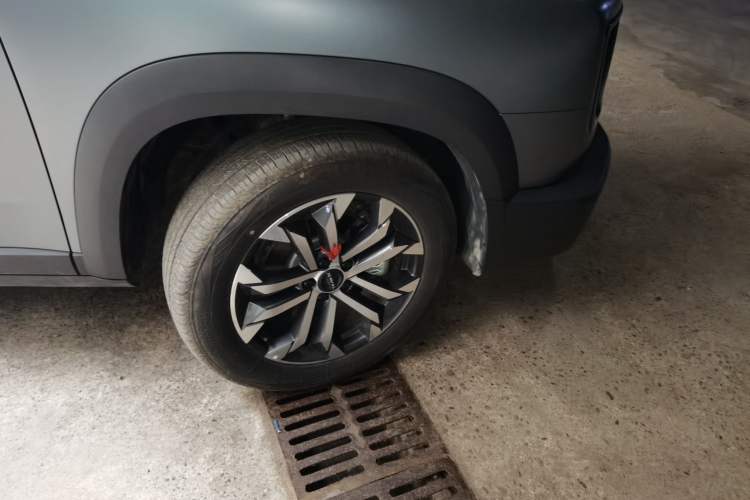 Used Haval DARGO 2026 Model 1.5T DCT Border Collie Edition Right Front Wheel Hub