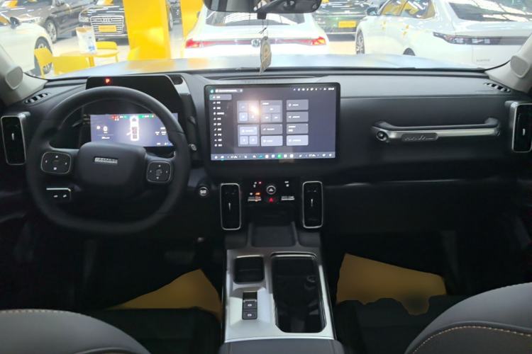 Used Haval DARGO 2026 Model 1.5T DCT Border Collie Edition Center Console