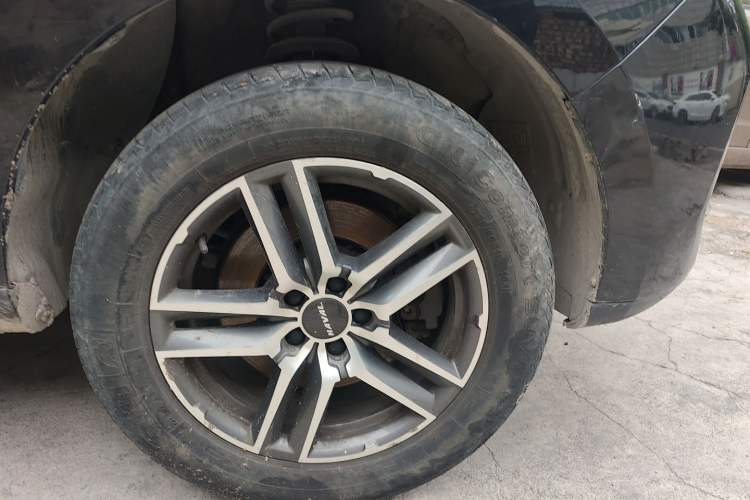 Used Haval F5 2020 1.5T DCT iXuan Right Front Wheel Hub