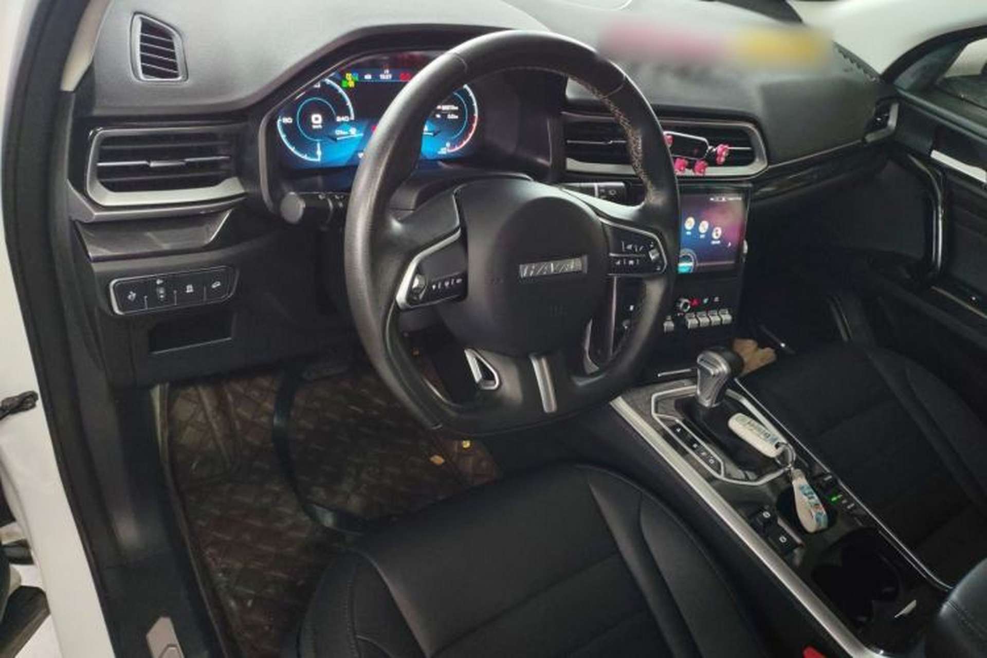 Used Haval F5 2018 1.5T i-Trend Center Console