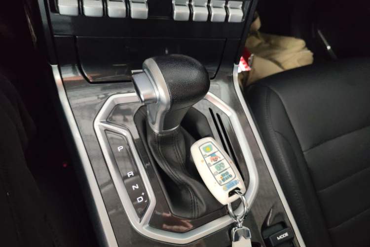 Used Haval F5 2018 1.5T i-Trend Gear Lever