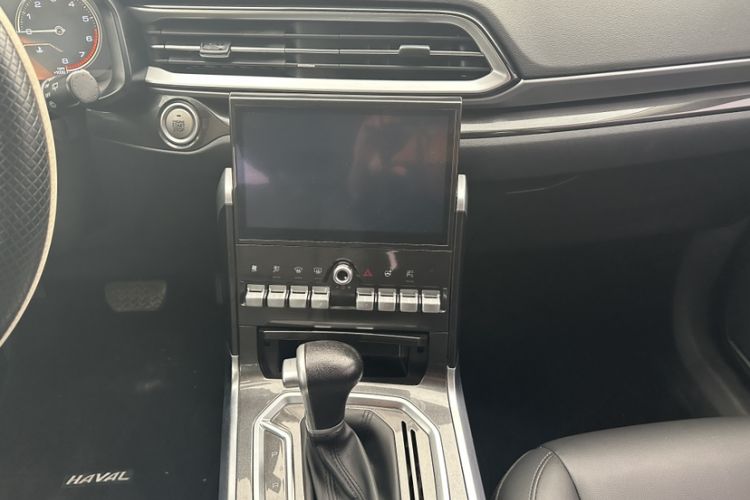 Used Haval F5 2018 1.5T i-Trend Audio And AC Panel
