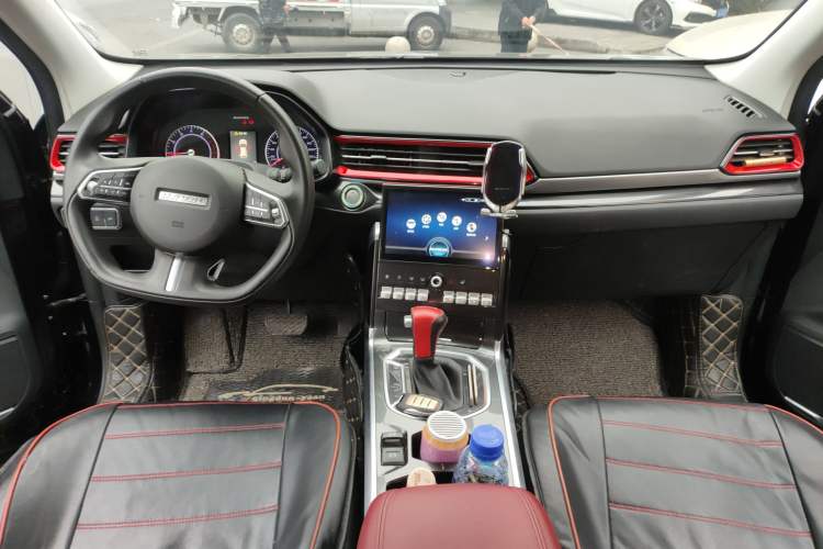 Used Haval F5 2018 1.5T i-Type Center Console