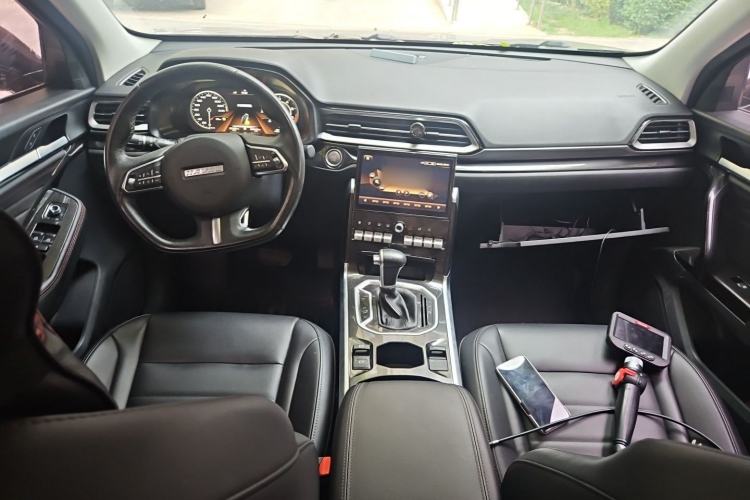 Used Haval F5 2018 1.5T i-Trend Center Console