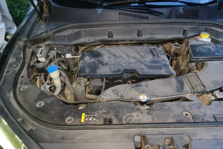 Used Haval F5 2018 1.5T i-Van Engine Bay Right