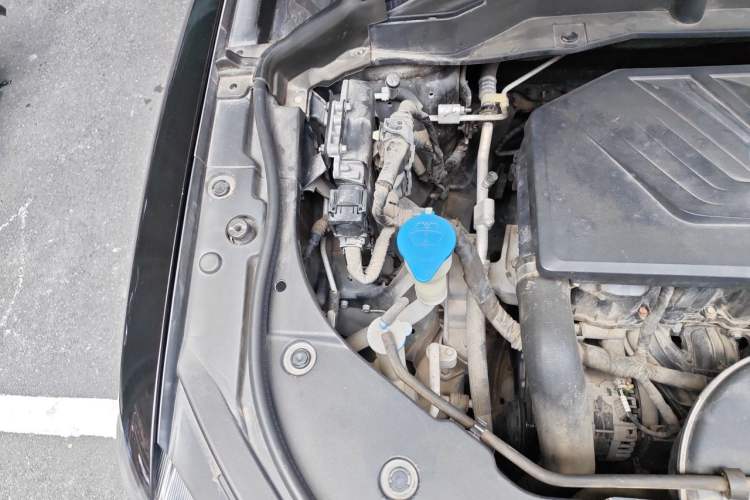 Used Haval F5 2018 1.5T i-Trend Engine Bay Right