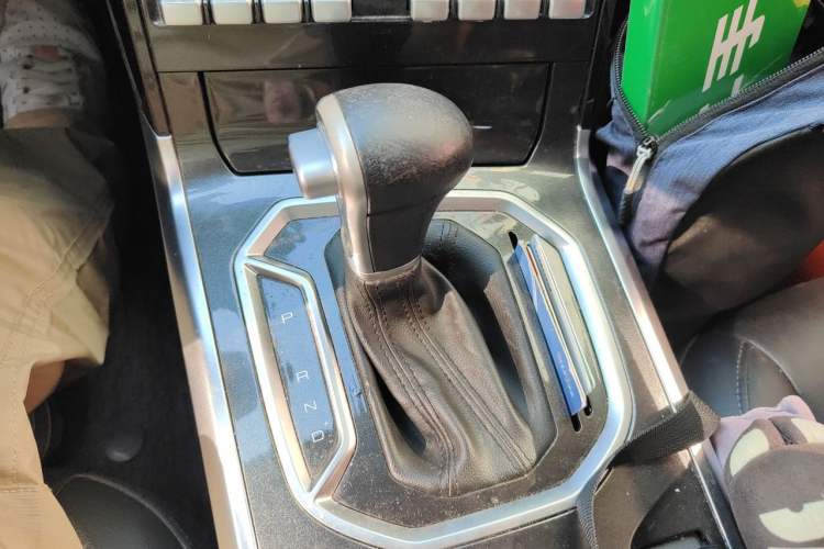 Used Haval F5 2018 1.5T i-Trend Gear Lever