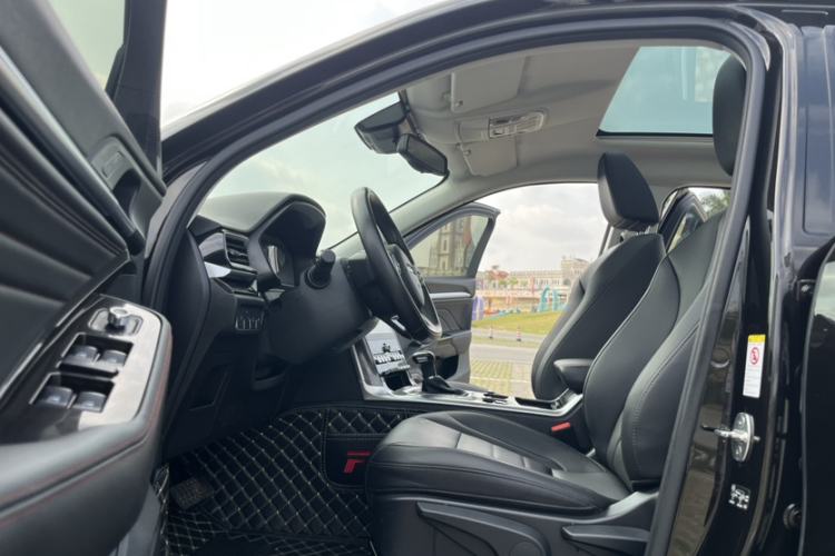Used Haval F5 2018 1.5T i-Trend Interior 2