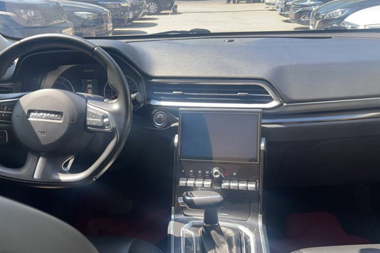 Used Haval F5 2018 1.5T i-Type Interior 3