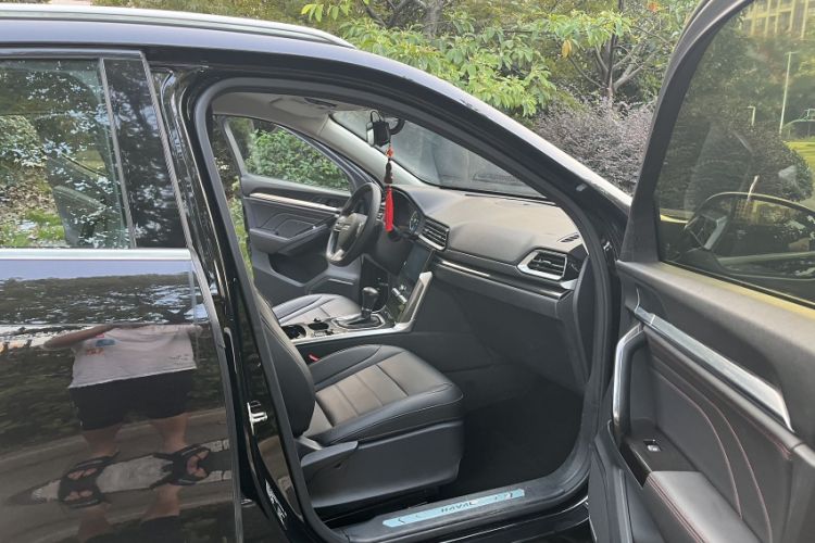 Used Haval F5 2018 1.5T i-Trend Interior 4