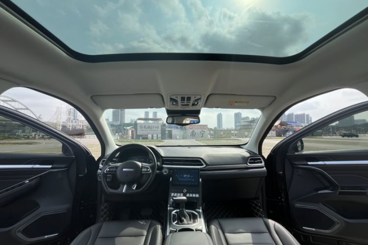 Used Haval F5 2018 1.5T i-Trend Interior 4