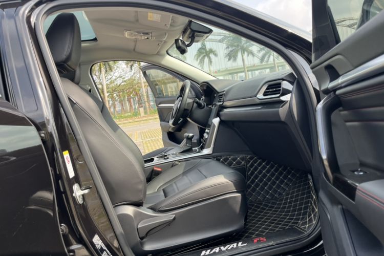 Used Haval F5 2018 1.5T i-Trend Interior 5