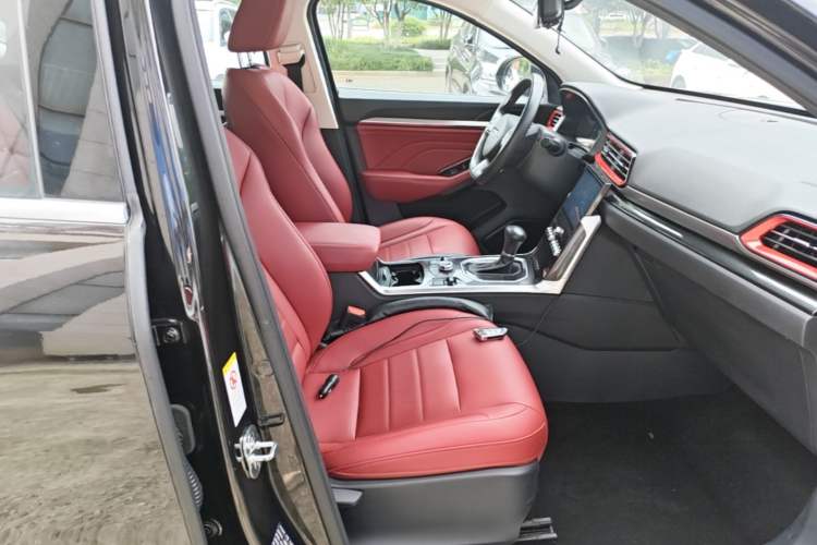 Used Haval F5 2018 1.5T i-Trend Right Front Seat