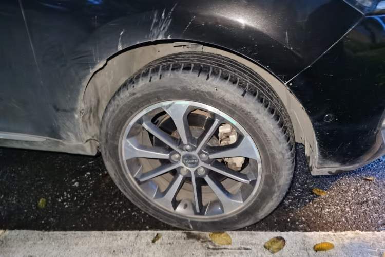 Used Haval F5 2018 1.5T i-Van Right Front Wheel Hub