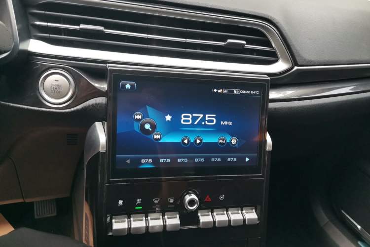 Used Haval F5 2018 1.5T i-Type Audio And AC Panel