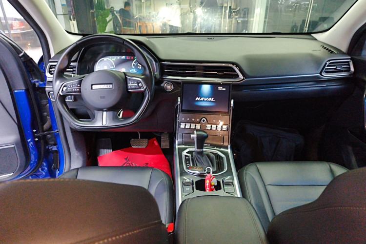 Used Haval F5 2018 1.5T i-Trend Center Console
