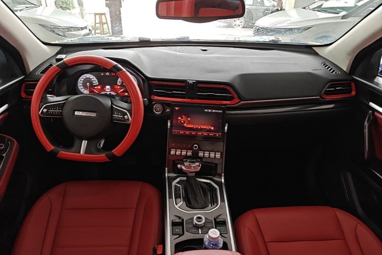 Used Haval F5 2018 1.5T i-Van Center Console