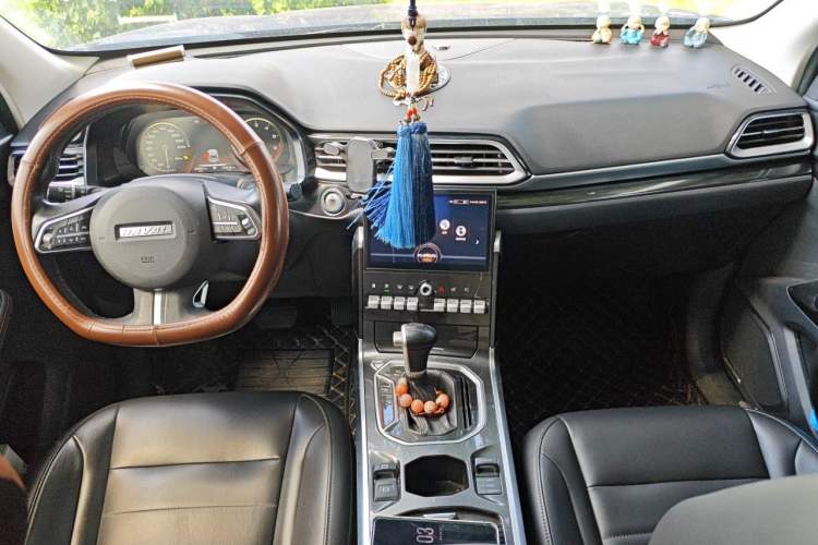 Used Haval F5 2018 1.5T i-Trend Center Console