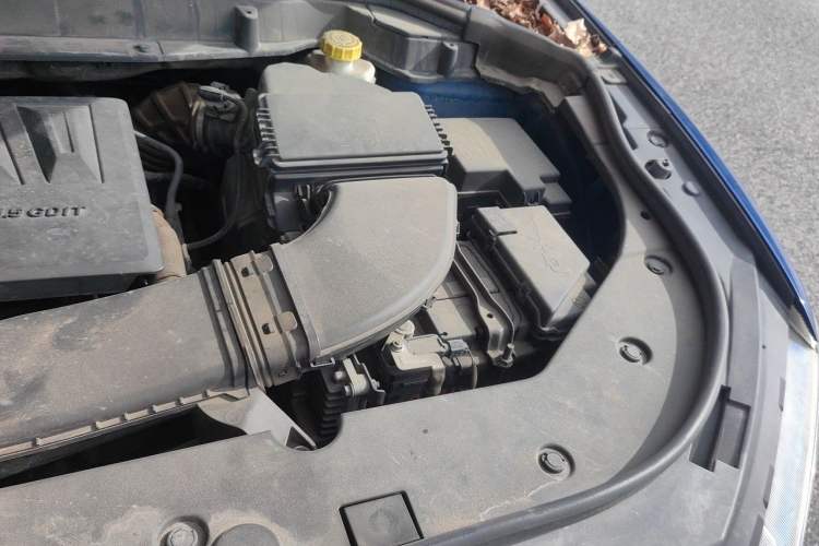 Used Haval F5 2018 1.5T i-Trend Engine Bay Left
