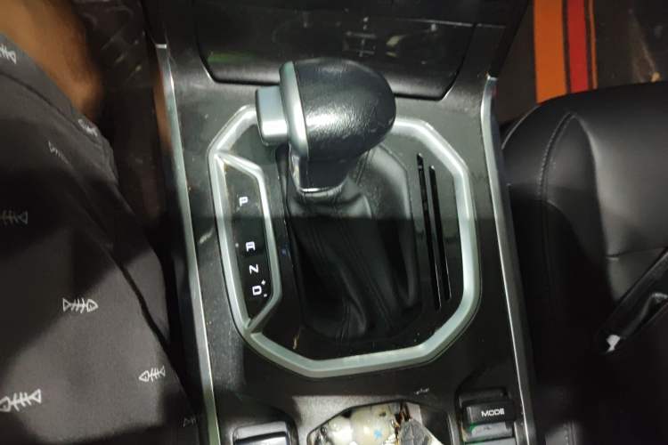Used Haval F5 2018 1.5T i-Trend Gear Lever