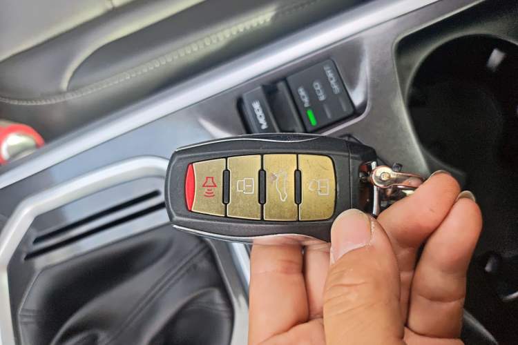 Used Haval F5 2018 1.5T i-Van Interior 1