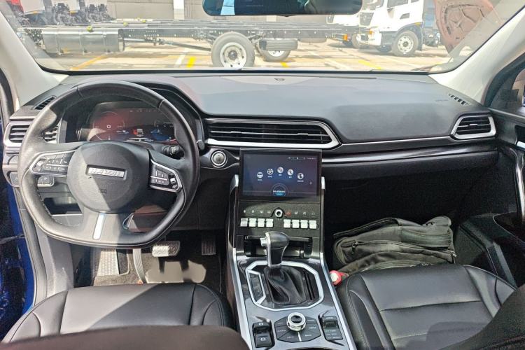 Used Haval F5 2018 1.5T i-Van Interior 2