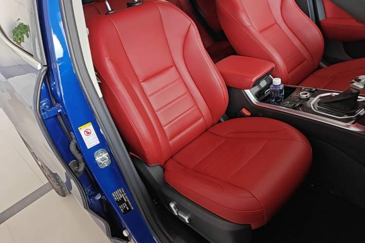 Used Haval F5 2018 1.5T i-Van Right Front Seat