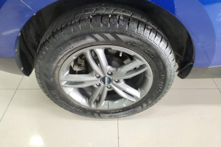Used Haval F5 2018 1.5T i-Type Right Rear Wheel Hub