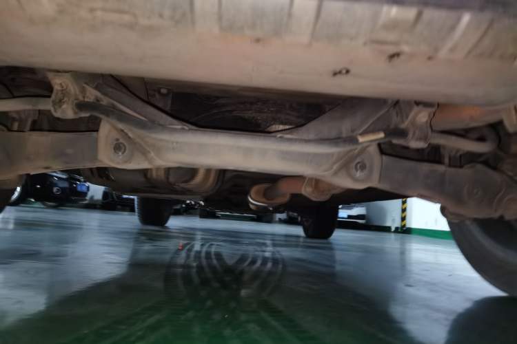 Used Haval F5 2018 1.5T i-Van Chassis Rear