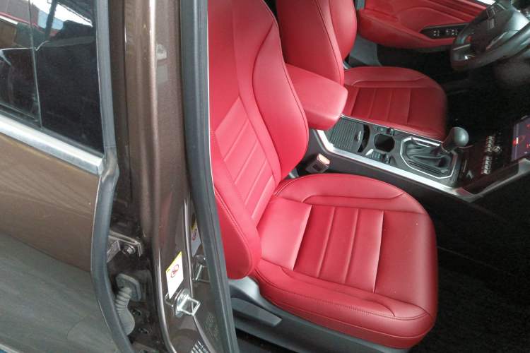 Used Haval F5 2018 1.5T i-Trend Right Front Seat