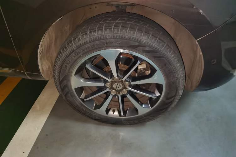 Used Haval F5 2018 1.5T i-Van Right Front Wheel Hub