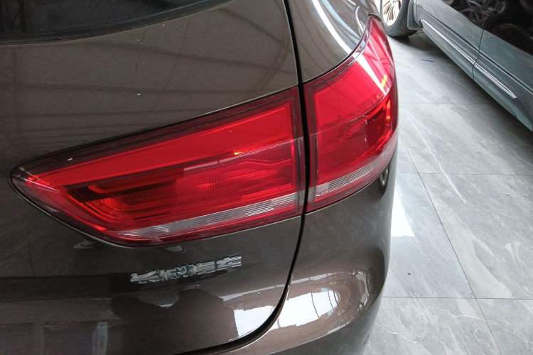 Used Haval F5 2018 1.5T i-Trend Right Rear Taillight