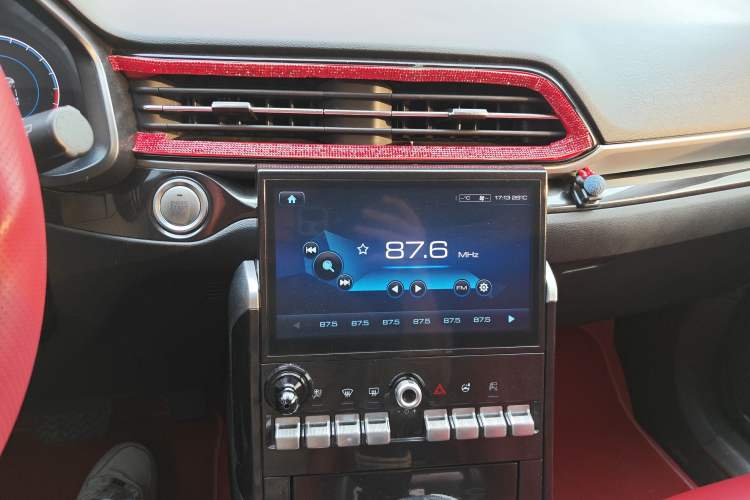 Used Haval F5 2018 1.5T i-Type Audio And AC Panel