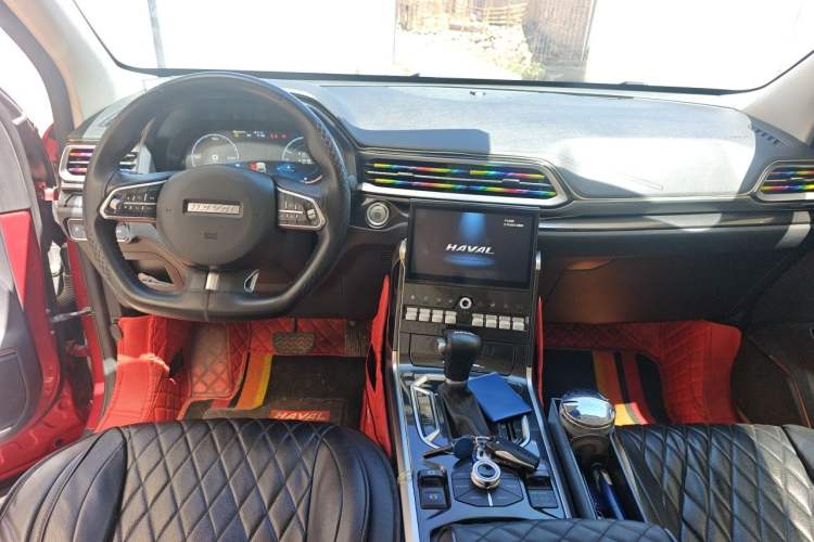 Used Haval F5 2018 1.5T i-Van Center Console