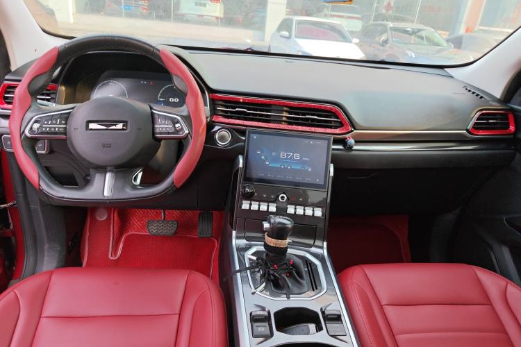 Used Haval F5 2018 1.5T i-Type Center Console