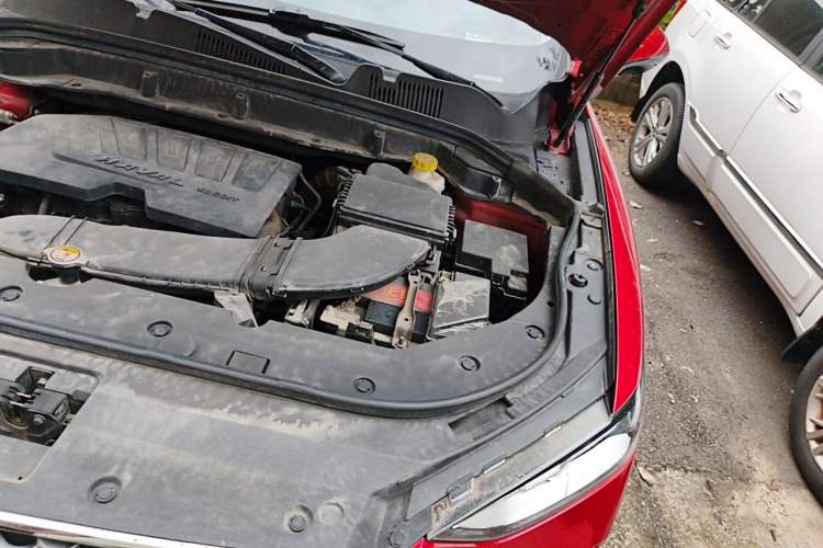 Used Haval F5 2018 1.5T i-Van Engine Bay Left
