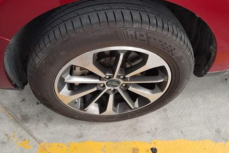 Used Haval F5 2018 1.5T i-Van Left Front Wheel Hub