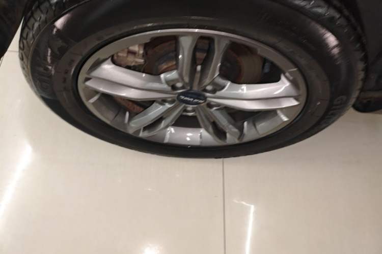 Used Haval F5 2018 1.5T i-Type Right Rear Wheel Hub