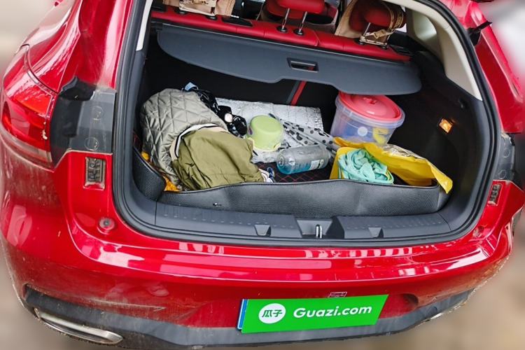 Used Haval F5 2018 1.5T i-Van Trunk
