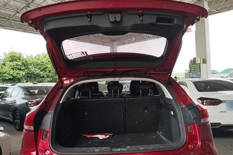 Used Haval F5 2018 1.5T i-Van Trunk