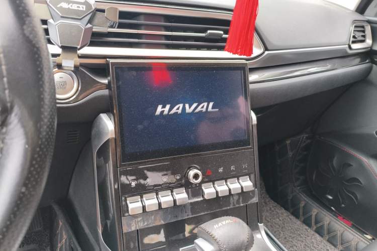 Used Haval F5 2018 1.5T i-Van Audio And AC Panel