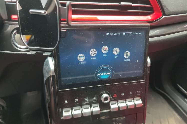 Used Haval F5 2018 1.5T i-Van Audio And AC Panel
