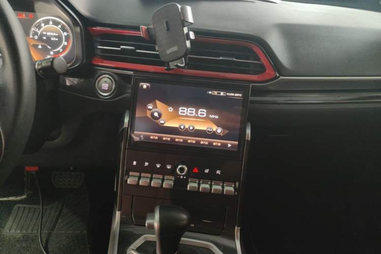 Used Haval F5 2018 1.5T i-Type Audio And AC Panel