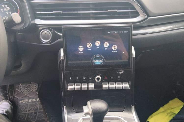 Used Haval F5 2018 1.5T i-Trend Audio And AC Panel