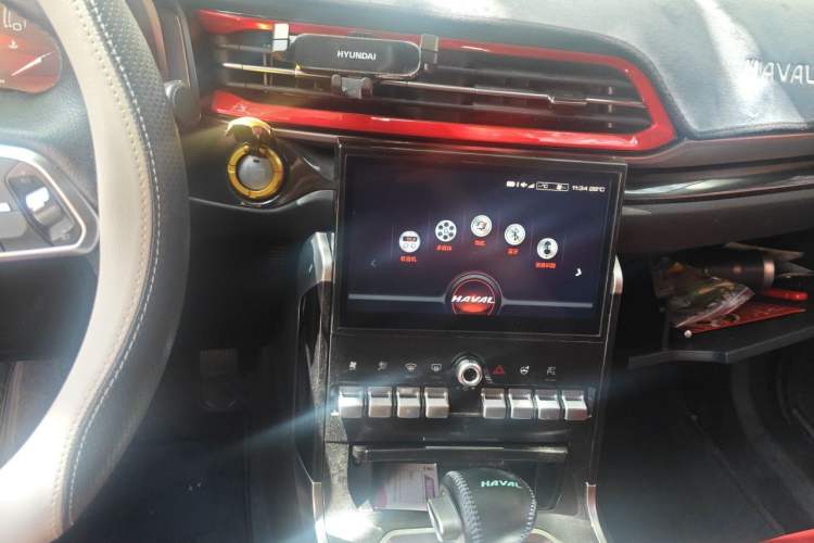 Used Haval F5 2018 1.5T i-Trend Audio And AC Panel
