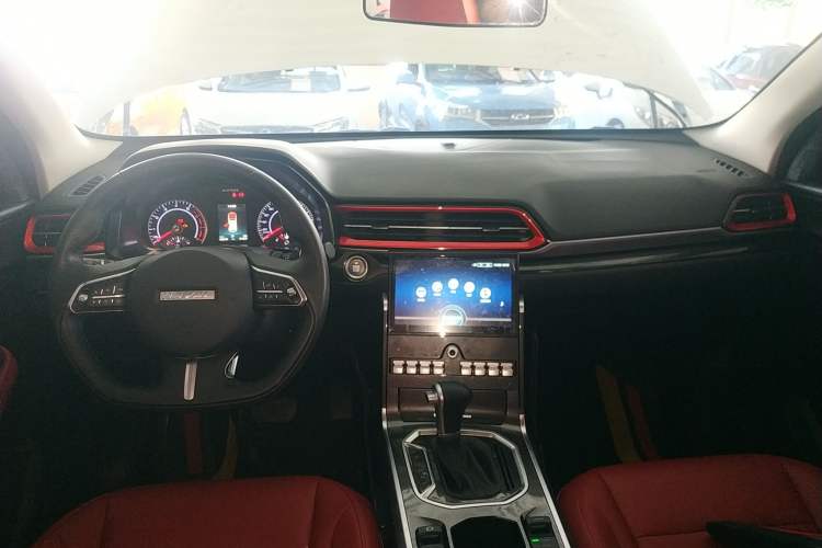 Used Haval F5 2018 1.5T i-Type Center Console