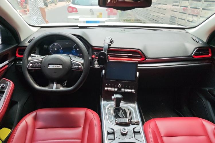 Used Haval F5 2018 1.5T i-Van Center Console