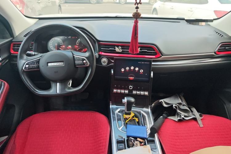 Used Haval F5 2018 1.5T i-Trend Center Console